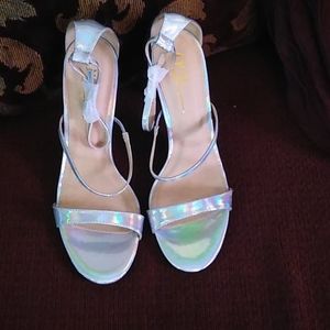 Silver/rhinestoned strapped heels